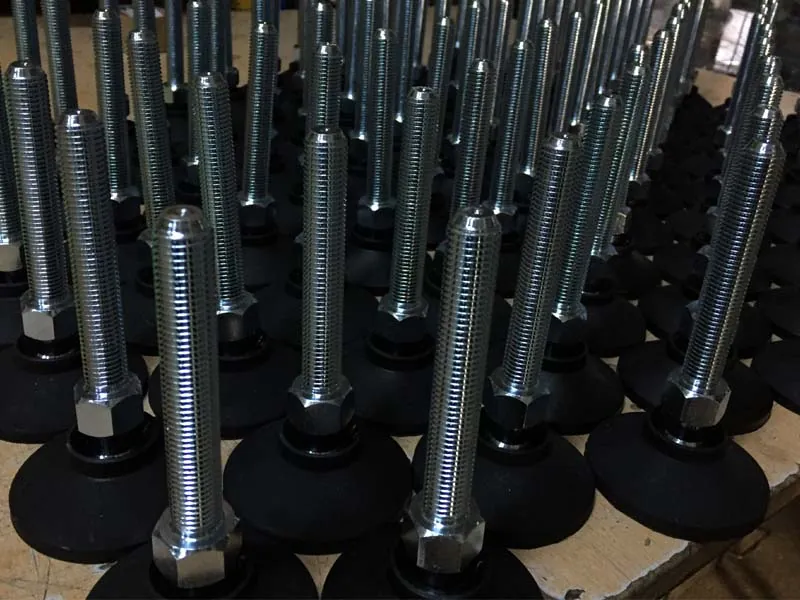 505 - PLASTIC BASE AND SS SPINDLE FEET